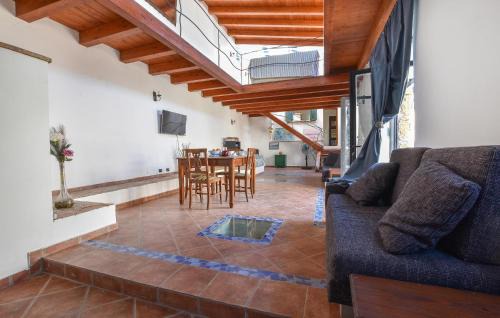 Trappeto House | Amazing Home In Trappeto With Wifi
