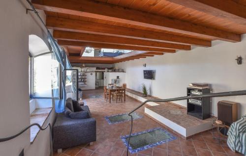 Trappeto House | Amazing Home In Trappeto With Wifi