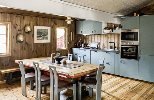Atra House | Amazing home in Tuddal with sauna