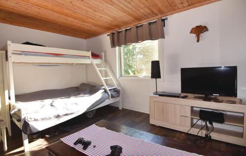 Uddevalla Municipality House | Amazing Home In Uddevalla With Kitchen