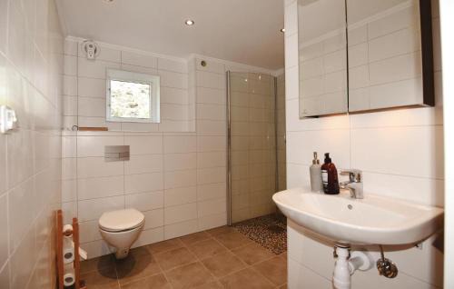 Uddevalla Municipality House | Amazing Home In Uddevalla With Kitchen