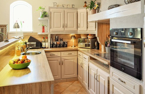 Valreas House | Amazing home in Valréas with WiFi