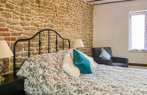 Vauce House | Amazing home in Vauce with 2 Bedrooms and WiFi