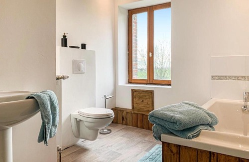 Vauce House | Amazing home in Vauce with 2 Bedrooms and WiFi