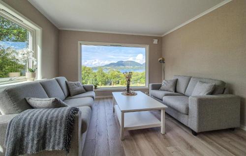 Vindafjord House | Amazing Home In Vikebygd With Wifi