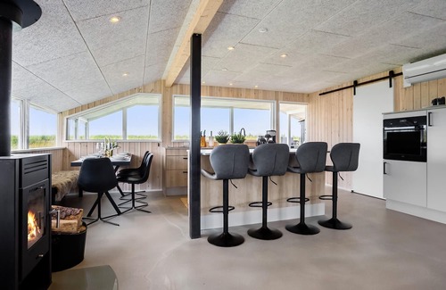Vinderup House | Amazing home in Vinderup with WiFi