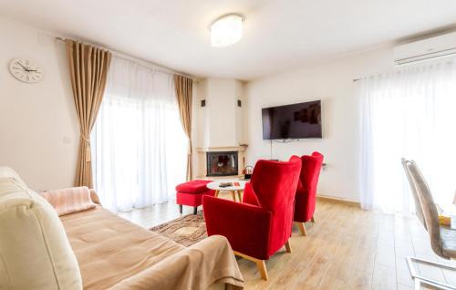 Vrlika House | Amazing Home In Vrlika With Wifi