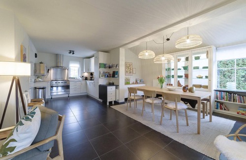 Wemeldinge House | Amazing home in Wemeldinge with WiFi