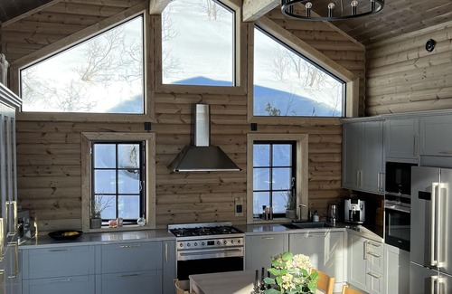 Maurset Cabin | Amazing home near Vøringsfoss/Eidfjord. 5 bedrooms-3.5 baths