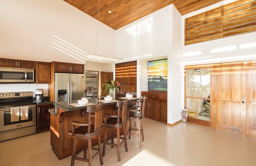 Ciudad Cortes House | Amazing house in the jungle overlooking the pacific ocean
