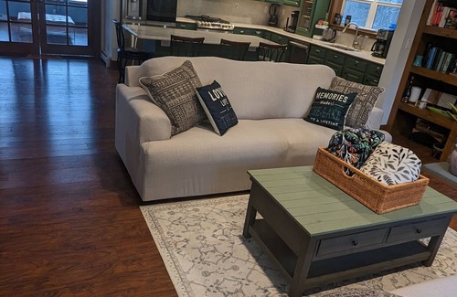 Highland Lake Cabin | Amazing Lake View/Close to Hiking, white water rafting/Gameroom/Dog friendly