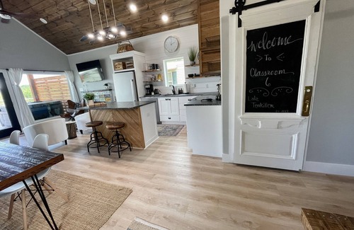 Cookson Cabin | AMAZING LAKE VIEWS DOUBLE DECK WITH HOT TUB AND 2 PORCH SWINGS