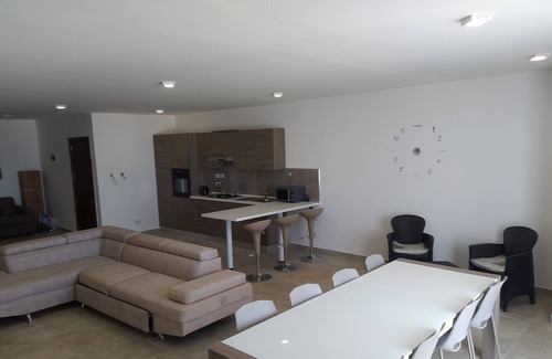 Marsaskala Apartment | Amazing Large Apartment sea view 😍
