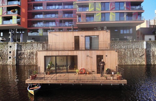 Liben Boat Rental | Amazing luxury 4-bedroom house boat in enchanting Prague - movie screen and BBQ