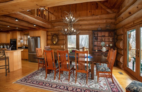 Banner Elk House | Amazing mountain views, centrally located near Boone-Banner Elk, pet-free