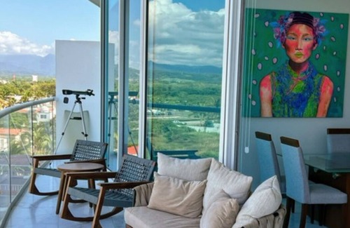 Flamingos Apartment | Amazing Jewel Beach front Condo with great views