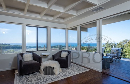 Carpinteria House | Amazing Ocean Views from Every Room