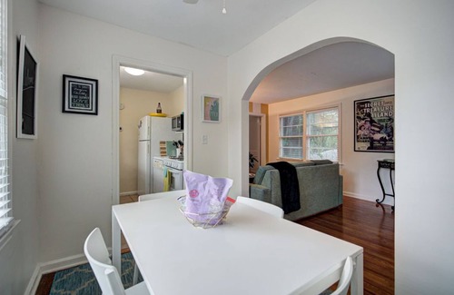 Dunedin Apartment | Amazing one bed/bath apartment tucked away and private! One block from water!