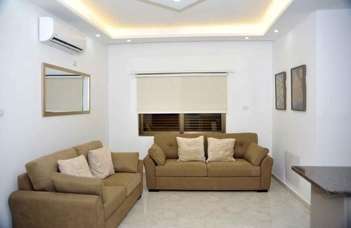 Al Abdali Apartment | Amazing one Bedroom Apartment in Amman Elwebdah 4