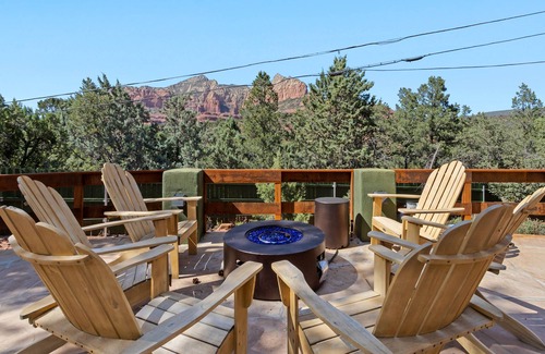 Uptown Sedona Apartment | Amazing Patio Views, Walk to Uptown Shops, Hammock and Firepit!