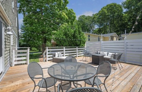 Bristol House | Amazing porch, steps 2 water, mins to downtown Bristol - easy drive to Newport!