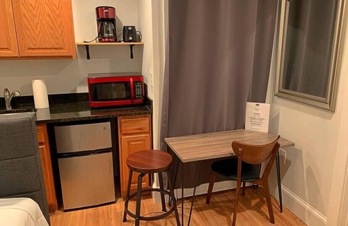 North End Apartment | Amazing price & location w parking -North End -Boston