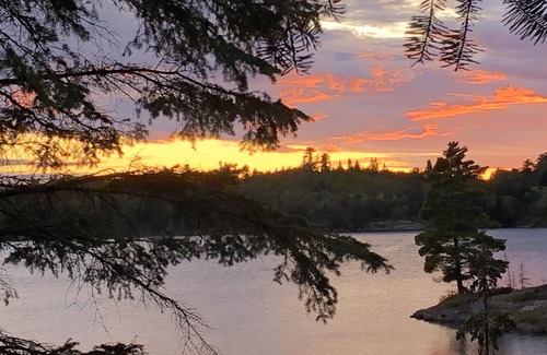 Northern Ontario Cabin | Amazing Private Lakefront Cabin on Lake of the Woods Boat Access