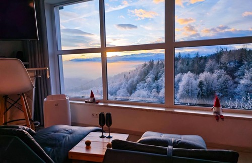 Maribor House | Amazing private wellness with panoramic view, jacuzzi & sauna