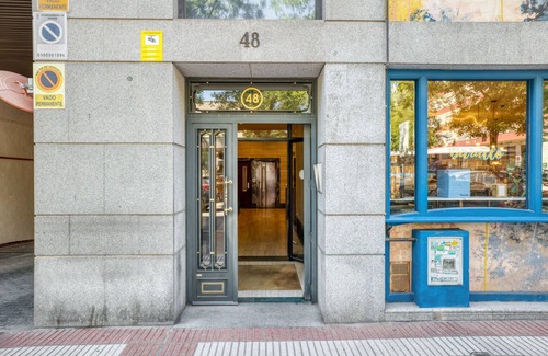 Ibiza Apartment | Amazing Retiro 2BR, in the best area of Madrid, by Blueground