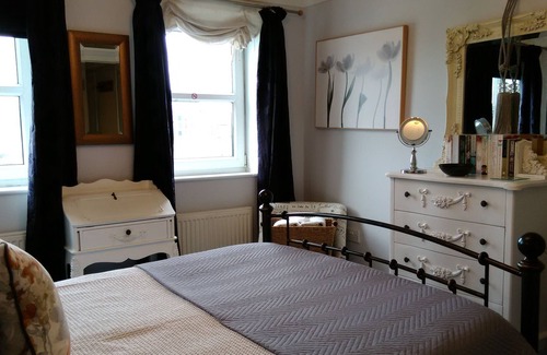 Barnstaple Apartment | Amazing Riverside serviced apartment in Barnstaple