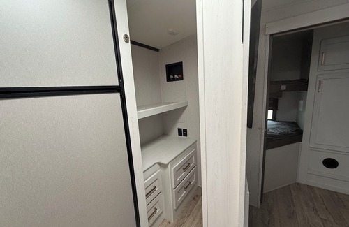 Round Top House | Amazing RV with AC in charming Round Top