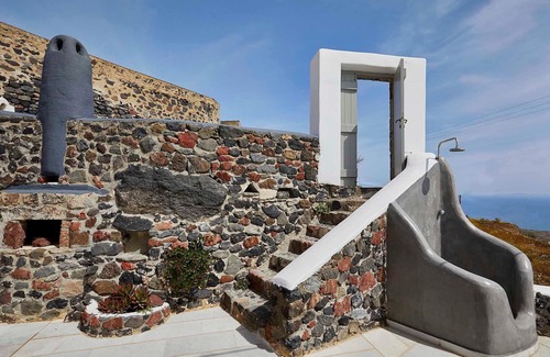 Vourvoulos Villa | Amazing Santorini Villa | Villa Buena Vista | 3 Bedrooms | Private Terrace with.