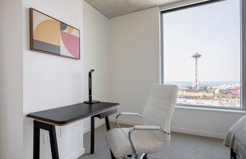 South Lake Union Apartment | Amazing South Lake Union 2BR w/W/D & Roof, nr Lake Union, by Blueground