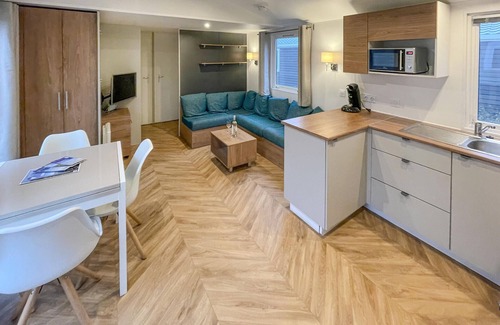 Lauwersoog House | Amazing (sta)caravan in Lauwersoog