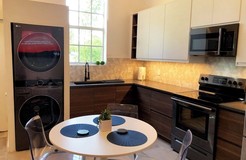 Greater Palm River Point CDC Apartment | Amazing Studio in Tampa with heated Pool and Hot Tub, CLOTHING OPTIONAL