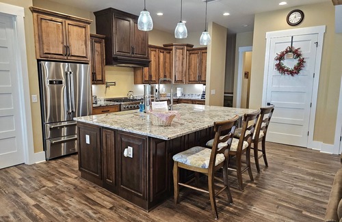 Jacksons' Gap House | Amazing Sunset Views - Handicap Accessible