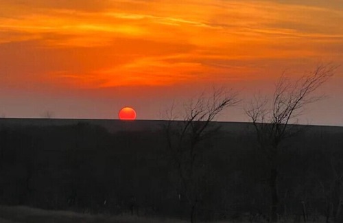 Lorena House | Amazing sunsets at Starlite Ranch…