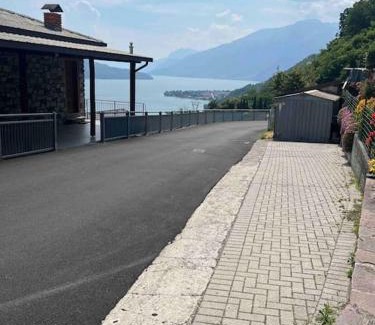 Aurogna Apartment | Amazing Terrace on Como Lake