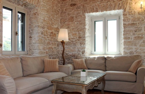 Kalami Apartment | Amazing three-bedroom beachfront house in Kalami.
