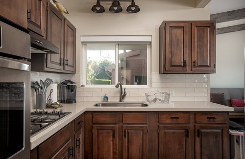 Marine Terrace House | Amazing View Newly Remodeled- L2 EV Charger -Pet friendly