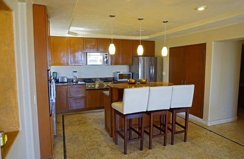 Pedregal Villa | Amazing Views, 4 Bedrooms, Close Walk to Downtown Cabo