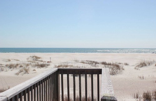 The Point House | AMAZING VIEWS! Beachfront Duplex-East at the Point-private POOL!