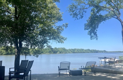 Camden House | Amazing Views inside & out, just miles from town!
