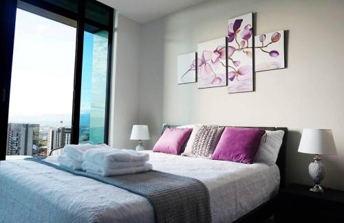 Rohrmoser Apartment | Amazing views SJO, Cozy, Equipped. 24/7 Concierge
