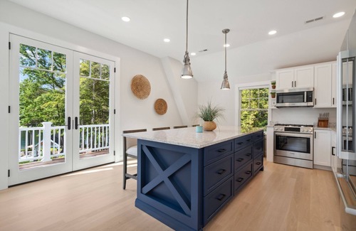 Meredith House | Amazing Waterfront Estate; over 2.5 private acres with over 260 Ft of shoreline