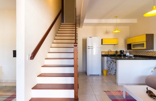 Mambucaba House | Ambar - Sea front charming house, 1.5kms from old town, swimming pool, BBQ. WiFi