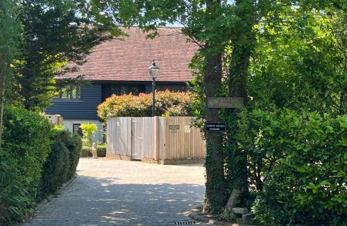 Hickstead House | Amber Lodge Hickstead-B
