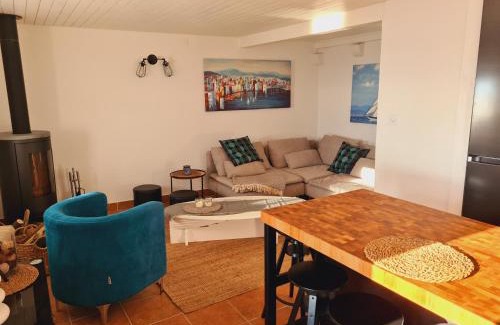 Dubrovacko Primorje House | Amber's Place: cosy house with pool and sea views