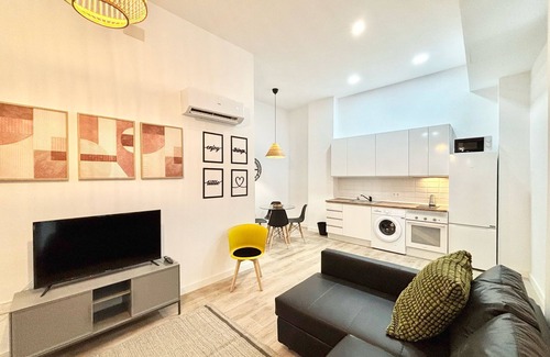San Diego Apartment | AMCH Renfe Assembly of Madrid 02