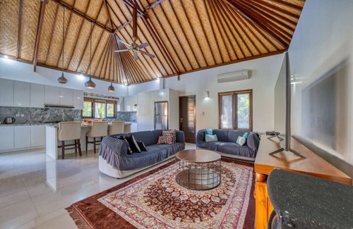 Abang House | Amed 2BR Private Pool Villa